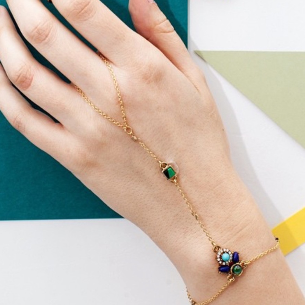 capwell + co samira boho festival gold handpiece